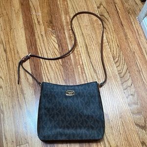 Michael Kors logo print purse (brown)